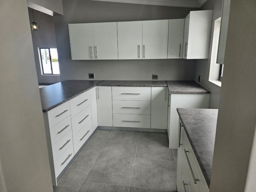 3 Bedroom Property for Sale in Laaiplek Western Cape